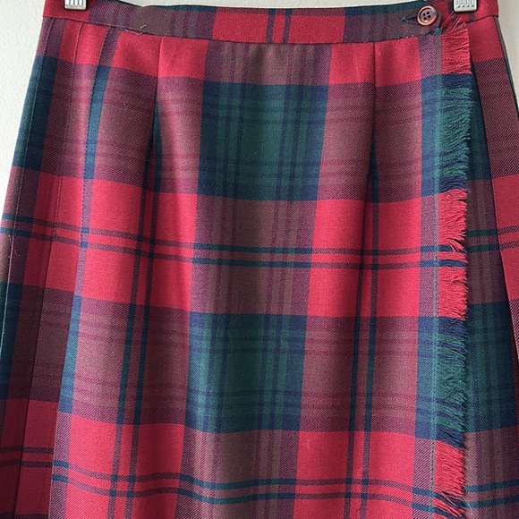 Highland Queen Sportrite Plaid Pleated Skirt - Picture 6 of 15